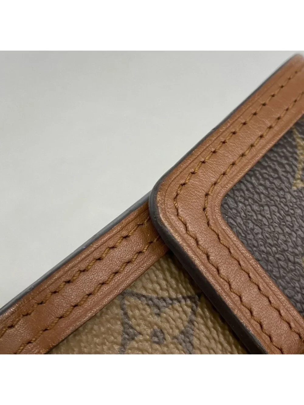Louis Vuitton Trifold Wallet Monogram Reverse Portefeuille Dauphine Compact